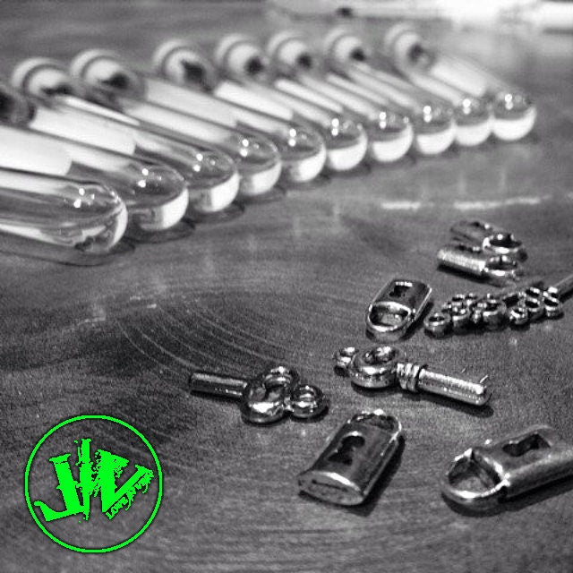 Extraction & Anticoagulant Blood Vial Kit | Blood Vial Jewelry |  Blood Vial Necklace Accessories : no vials included